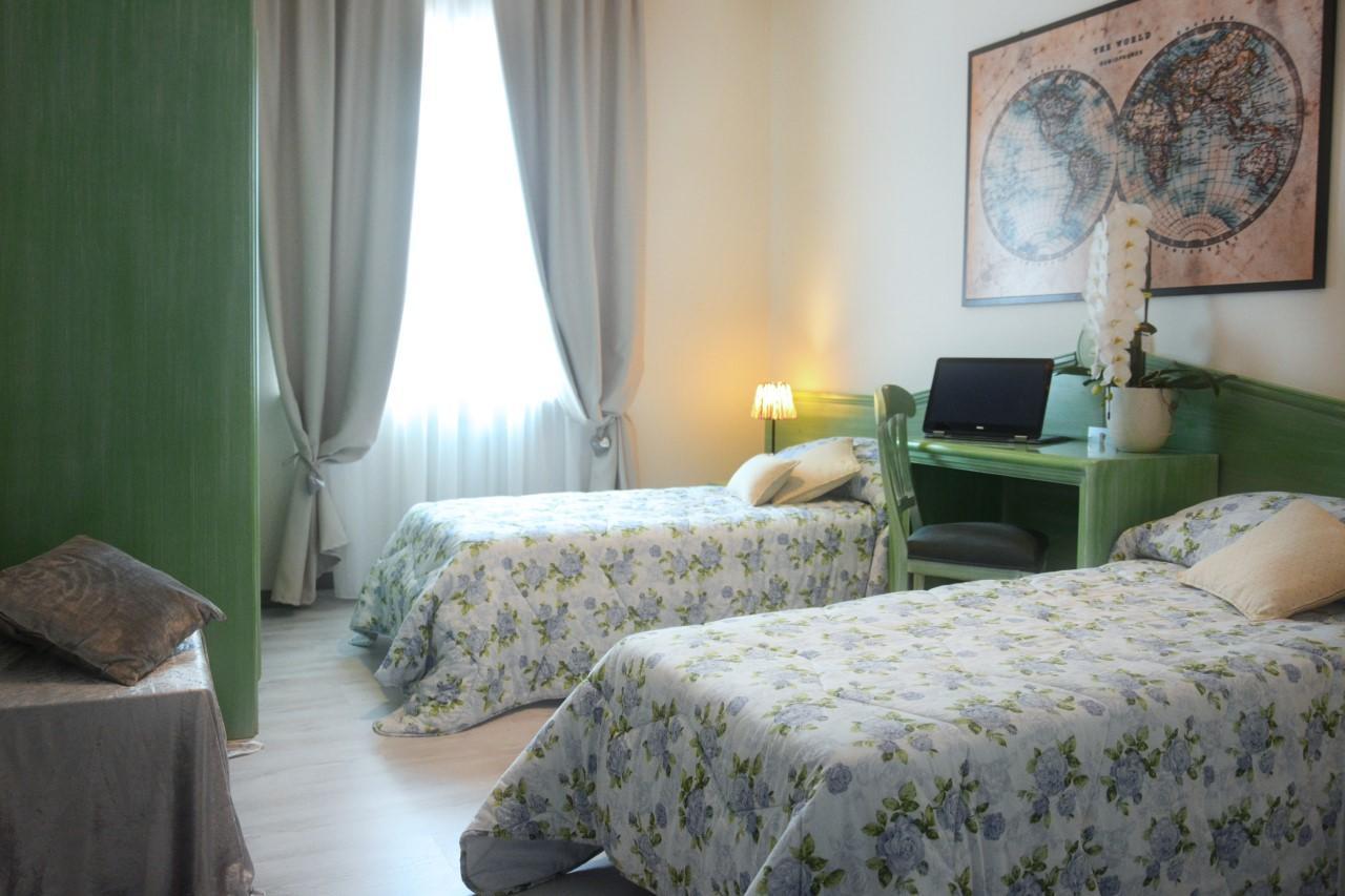 Hotel Oceano Peschiera del Garda Exterior foto
