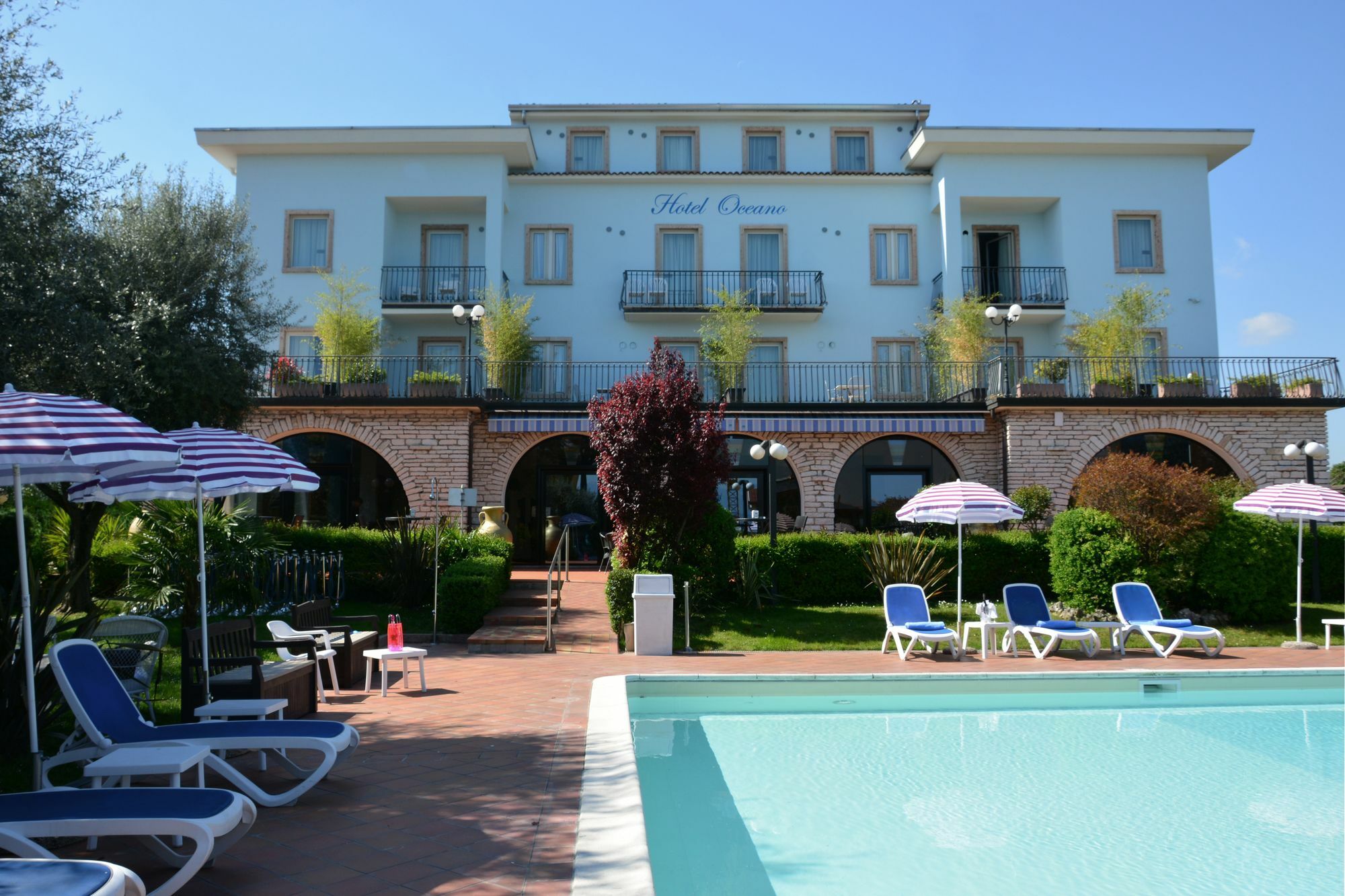Hotel Oceano Peschiera del Garda Exterior foto